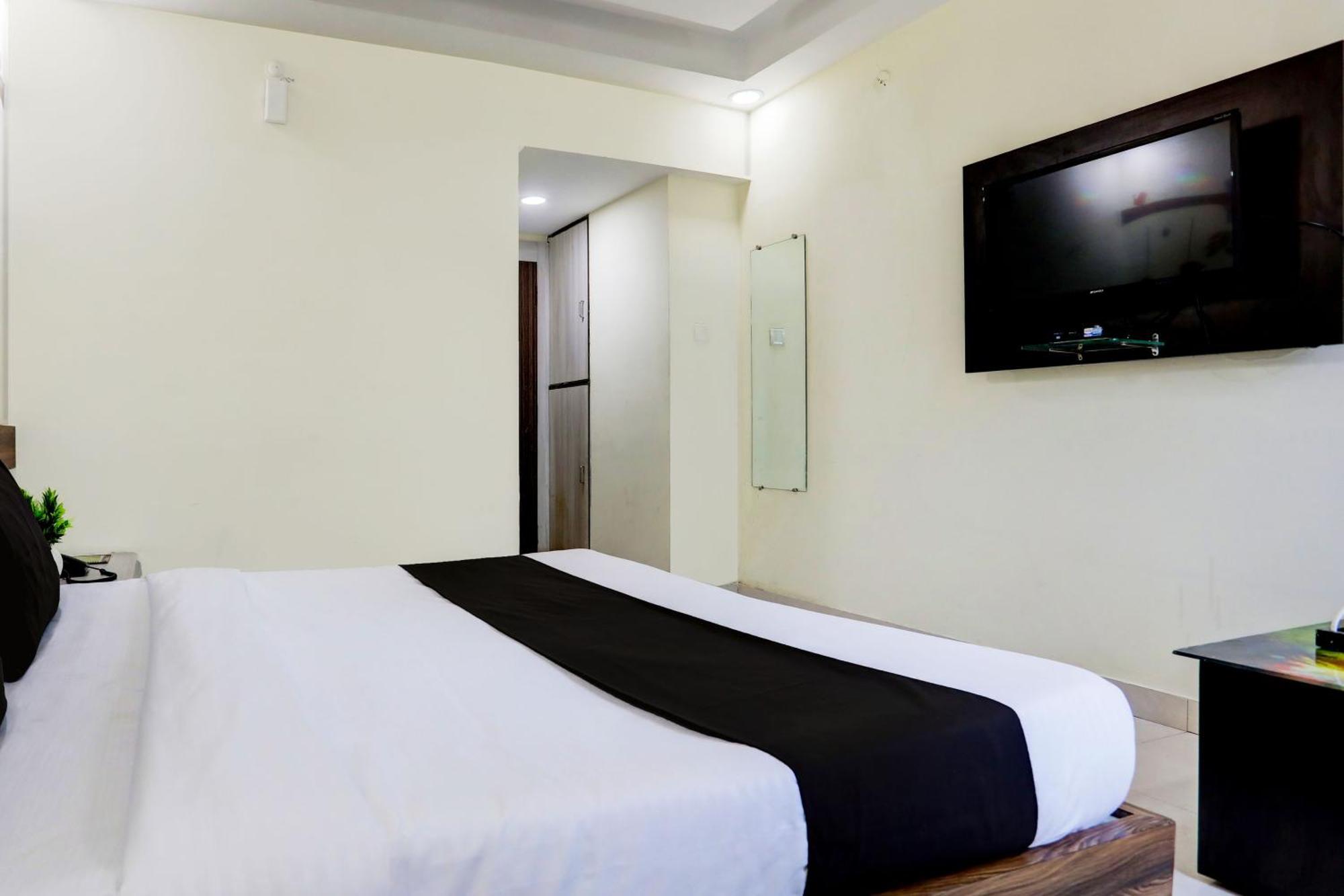 Super Townhouse Hoshangabad Road Near Aashima Mall Samarda Kaliāsot エクステリア 写真