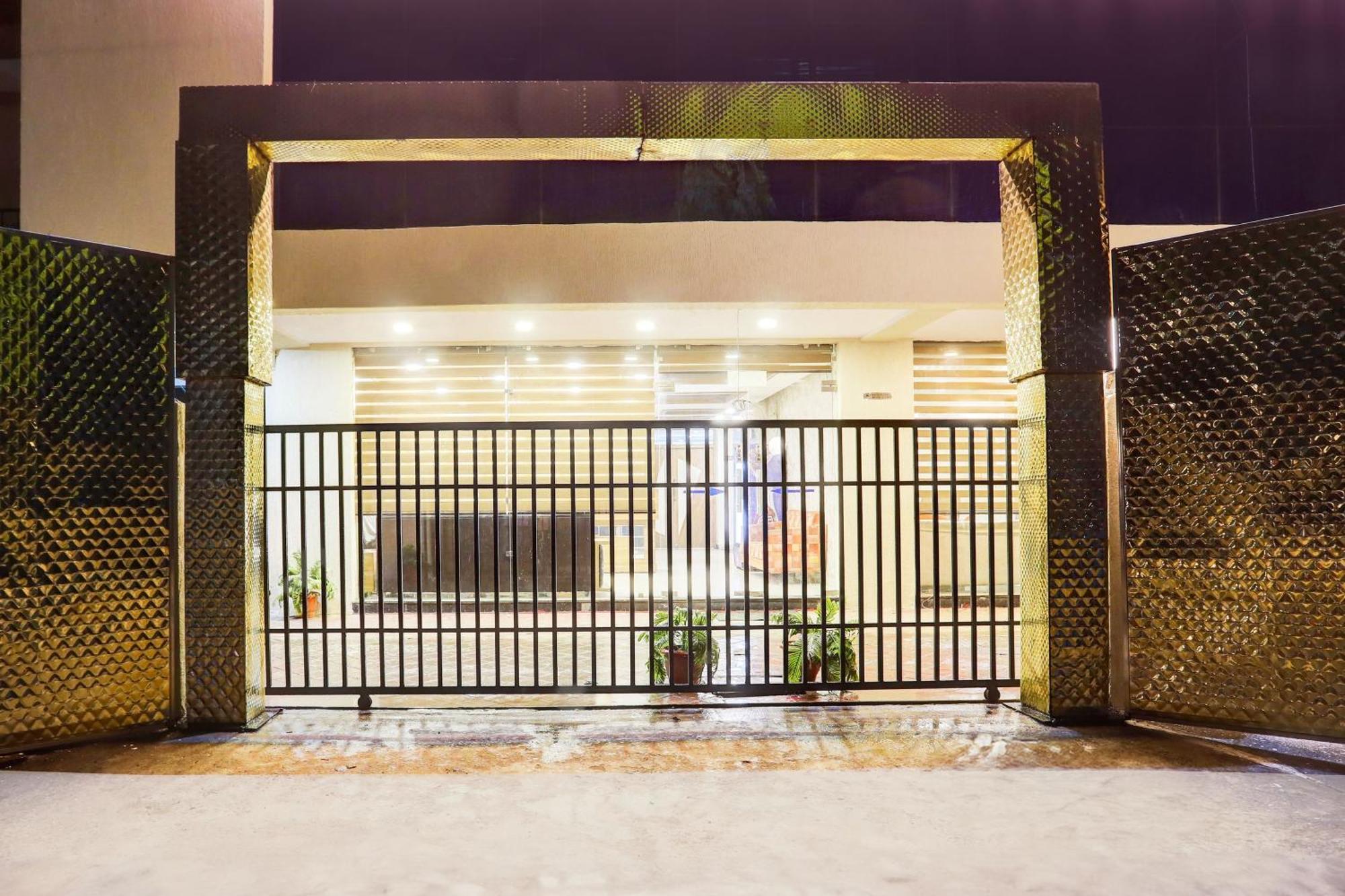 Super Townhouse Hoshangabad Road Near Aashima Mall Samarda Kaliāsot エクステリア 写真
